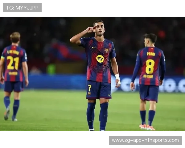 费兰托雷斯远距离贴地传中精准找到射门点，巴萨依旧火热